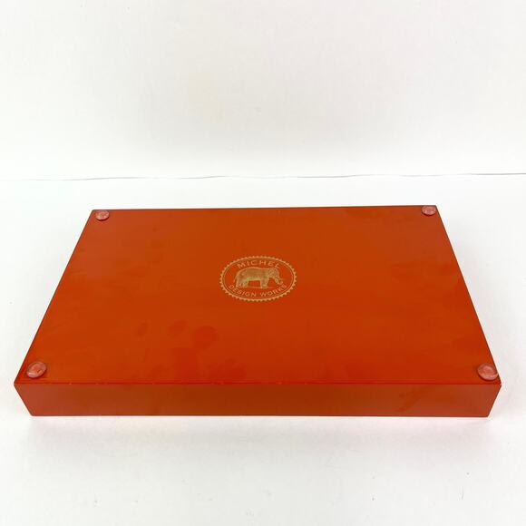 Michel Design Works Decoupage Wooden Serving Tray - Picture 4 of 6